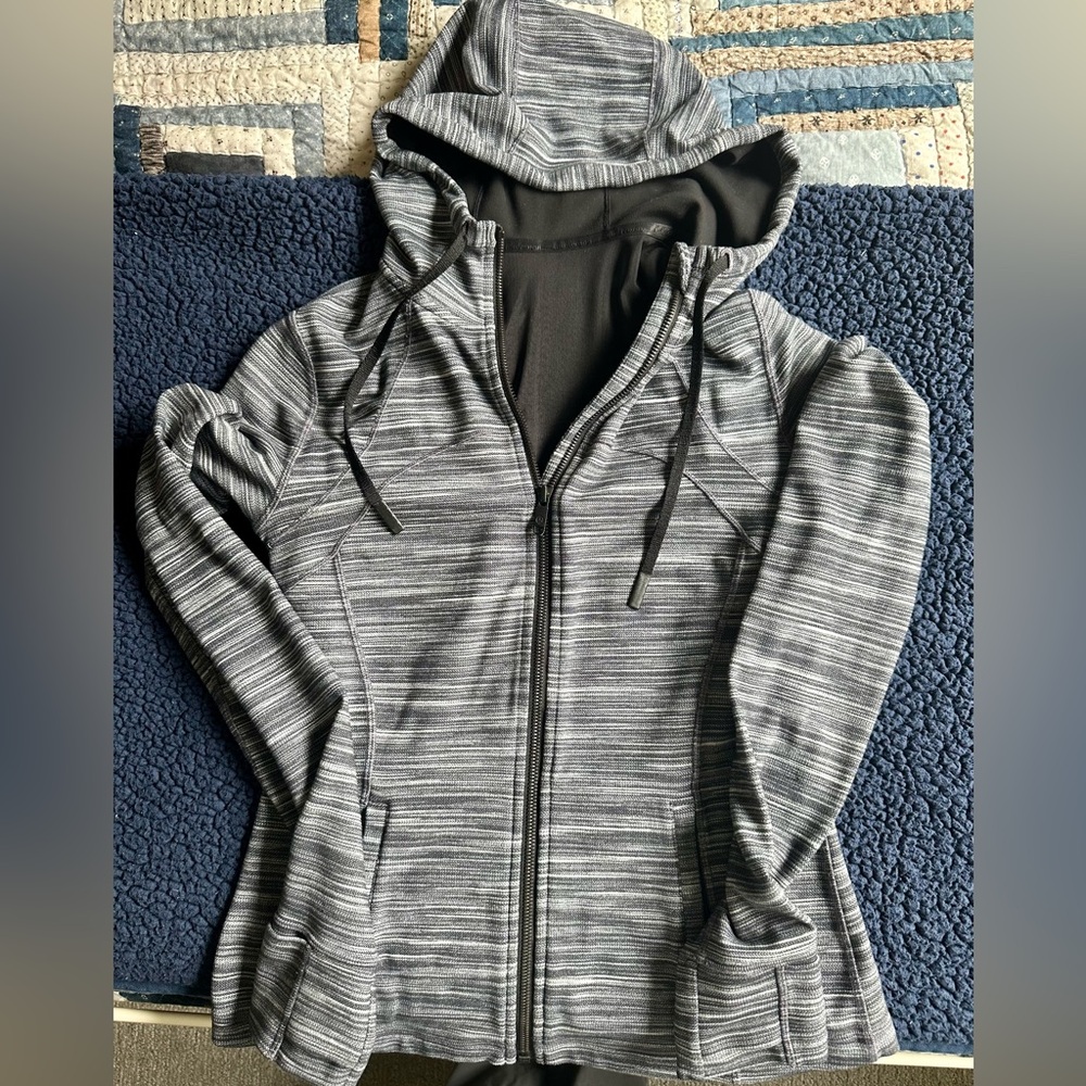 Lululemon-hooded Define Jacket Nulu